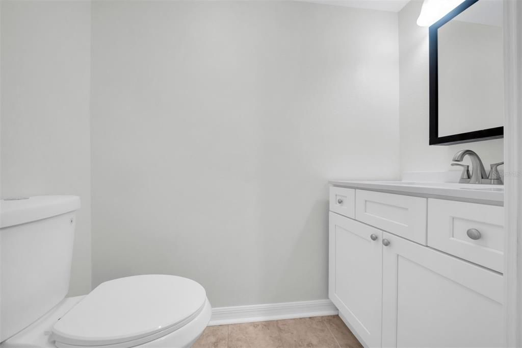 For Sale: $104,500 (1 beds, 1 baths, 925 Square Feet)