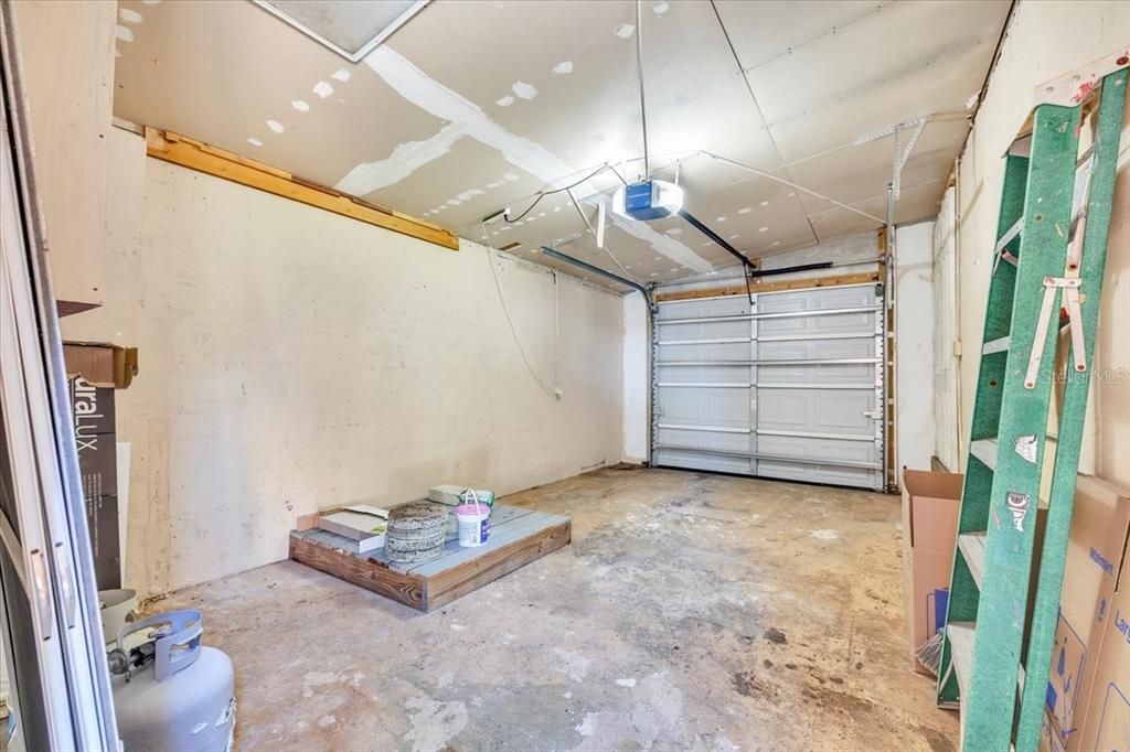 На продажу: $195,500 (3 спален, 1 ванн, 1193 Квадратных фут)
