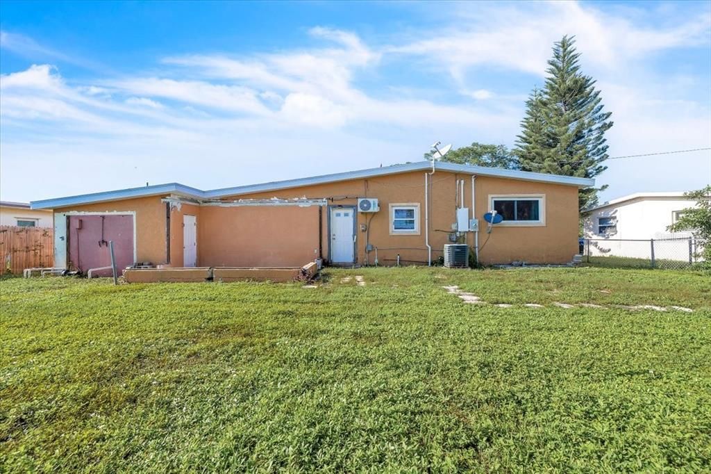 На продажу: $195,500 (3 спален, 1 ванн, 1193 Квадратных фут)