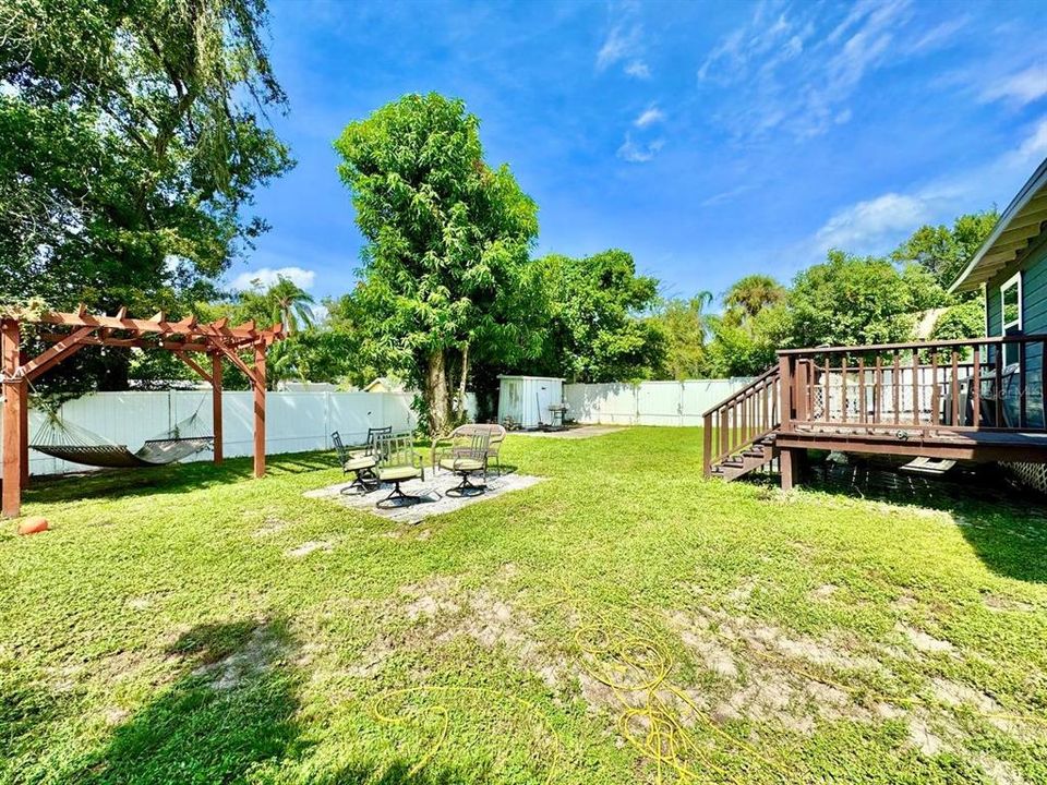 For Rent: $2,500 (3 beds, 2 baths, 1172 Square Feet)