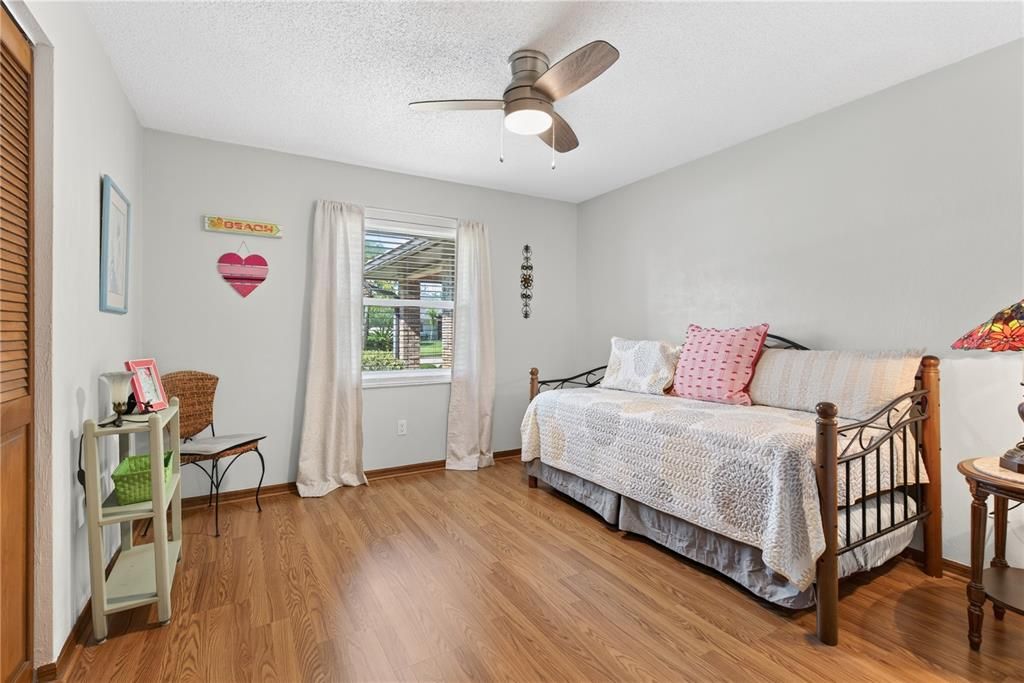 For Rent: $2,900 (3 beds, 2 baths, 1971 Square Feet)