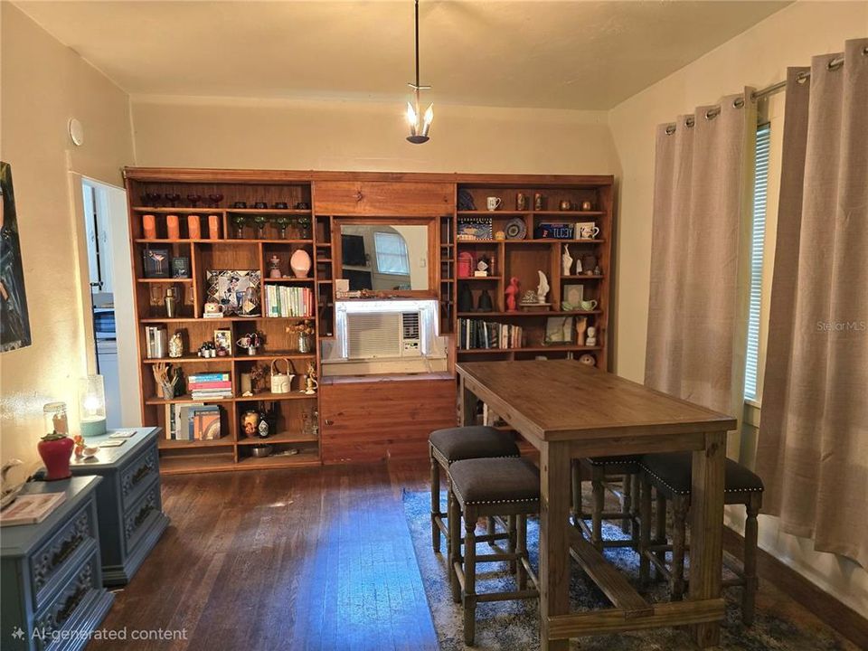 For Sale: $399,900 (2 beds, 1 baths, 1035 Square Feet)