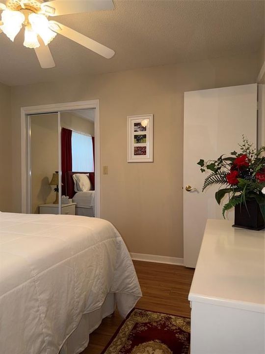 For Sale: $250,000 (2 beds, 2 baths, 1226 Square Feet)