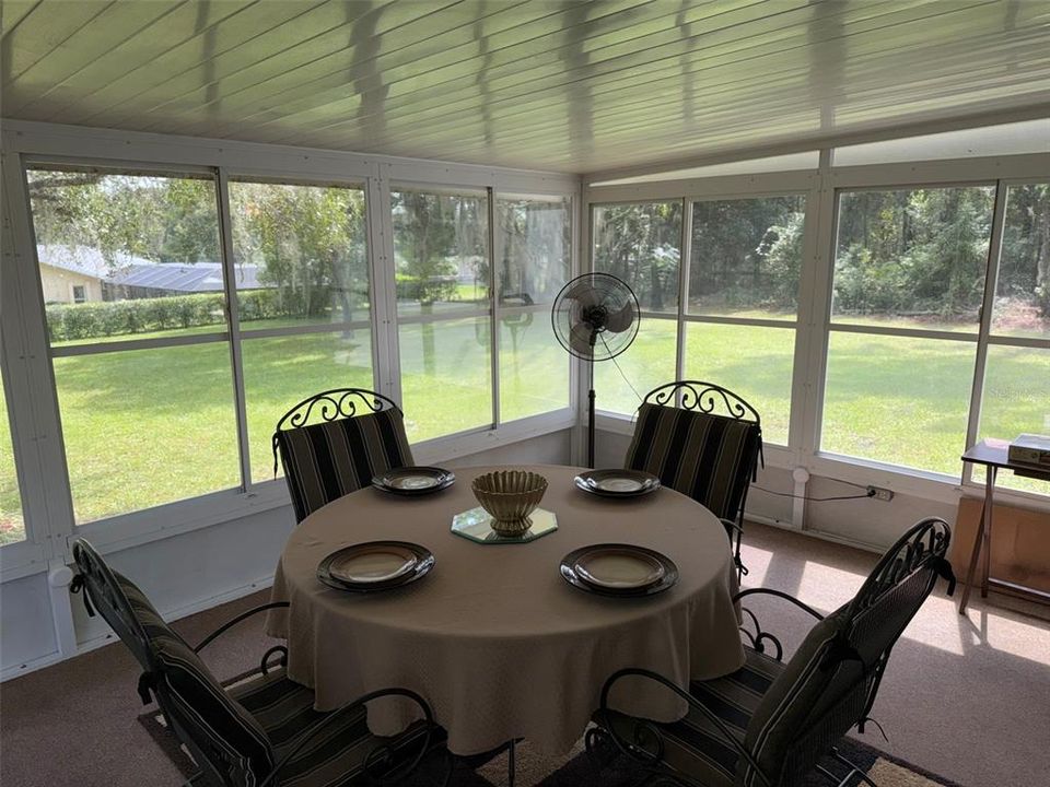 For Sale: $250,000 (2 beds, 2 baths, 1226 Square Feet)