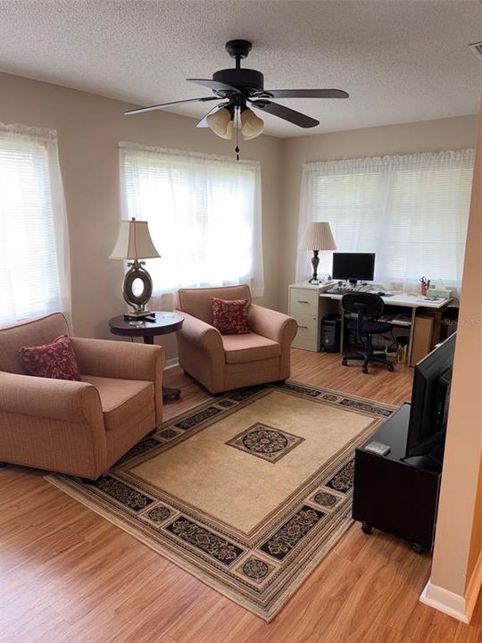 For Sale: $250,000 (2 beds, 2 baths, 1226 Square Feet)