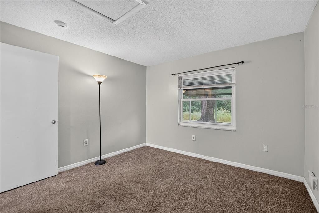 For Rent: $1,995 (3 beds, 2 baths, 1413 Square Feet)