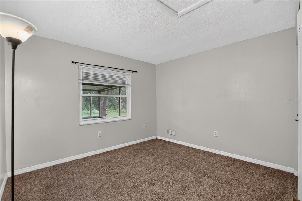 For Rent: $1,995 (3 beds, 2 baths, 1413 Square Feet)