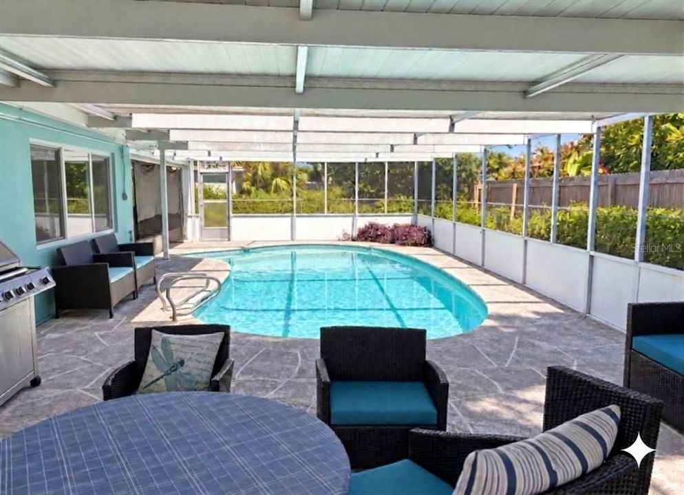 En Venta: $285,000 (3 camas, 2 baños, 1466 Pies cuadrados)