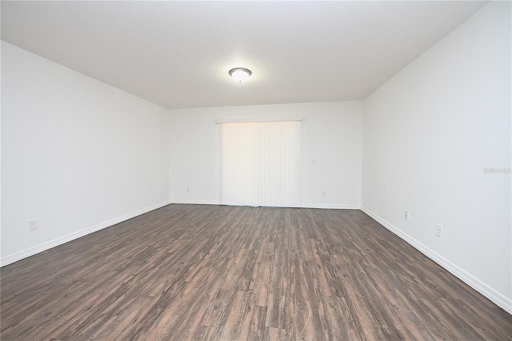 For Rent: $1,960 (3 beds, 2 baths, 1515 Square Feet)