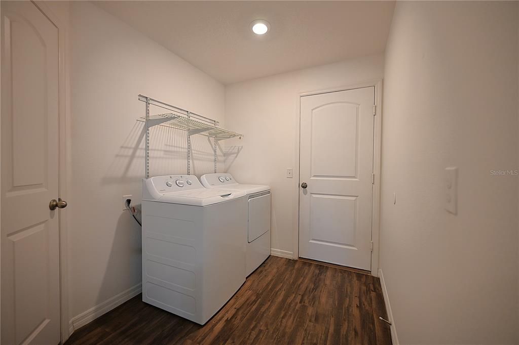 For Rent: $1,960 (3 beds, 2 baths, 1515 Square Feet)