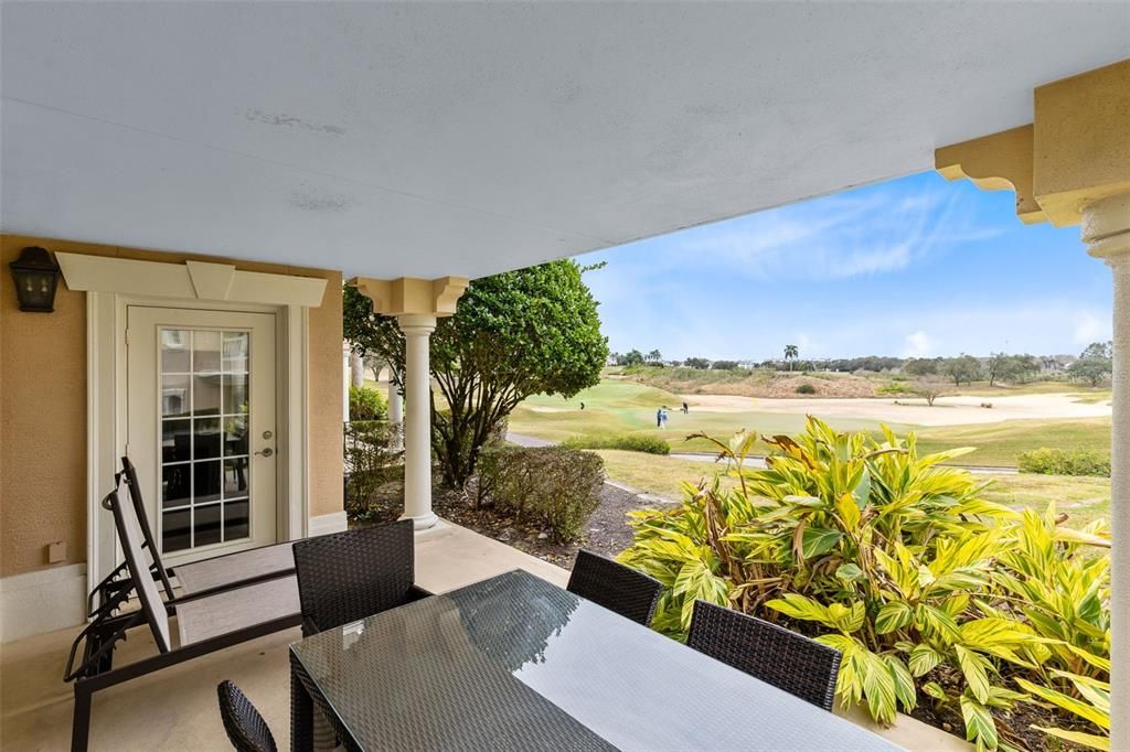 Activo con contrato: $395,000 (3 camas, 3 baños, 1686 Pies cuadrados)
