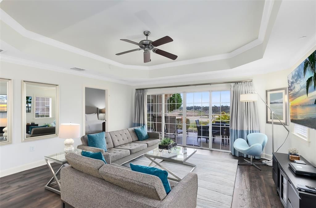 Activo con contrato: $395,000 (3 camas, 3 baños, 1686 Pies cuadrados)