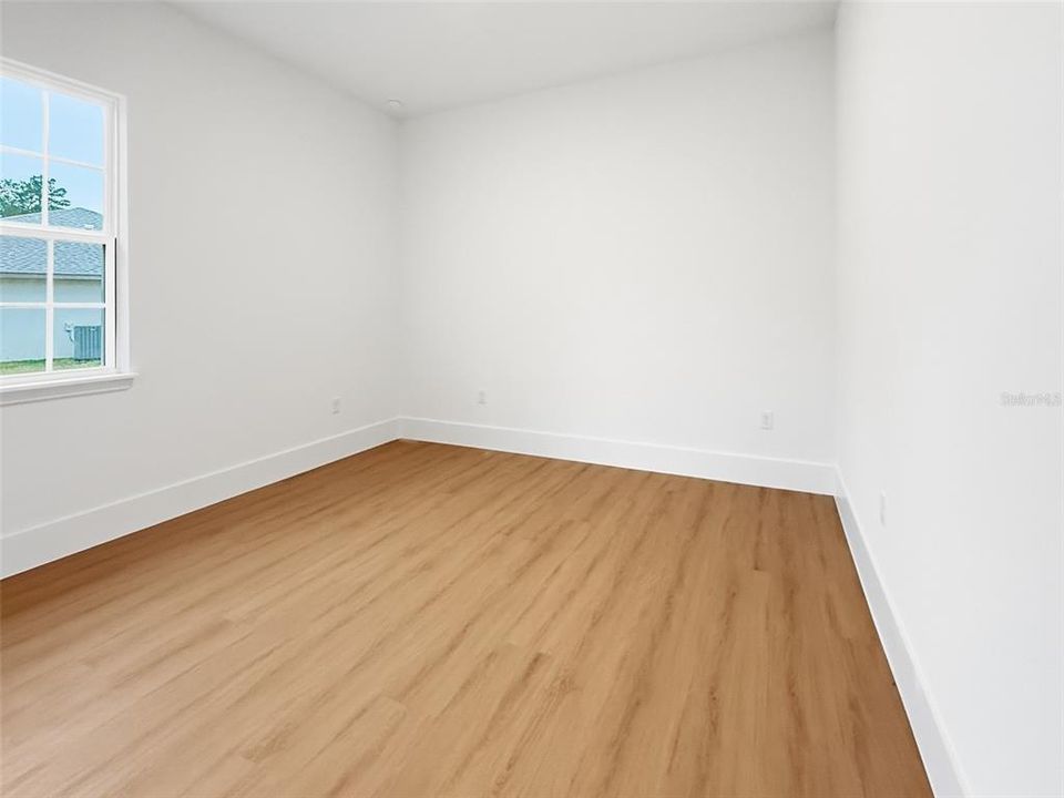 En Venta: $347,900 (4 camas, 3 baños, 2100 Pies cuadrados)