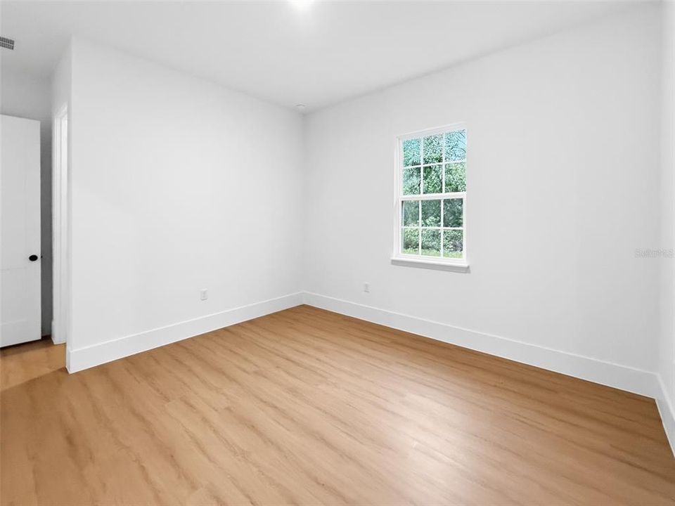 En Venta: $347,900 (4 camas, 3 baños, 2100 Pies cuadrados)