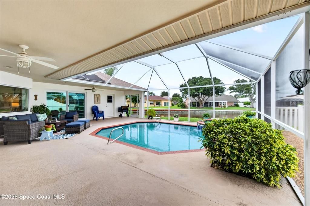 En Venta: $699,999 (5 camas, 4 baños, 2930 Pies cuadrados)