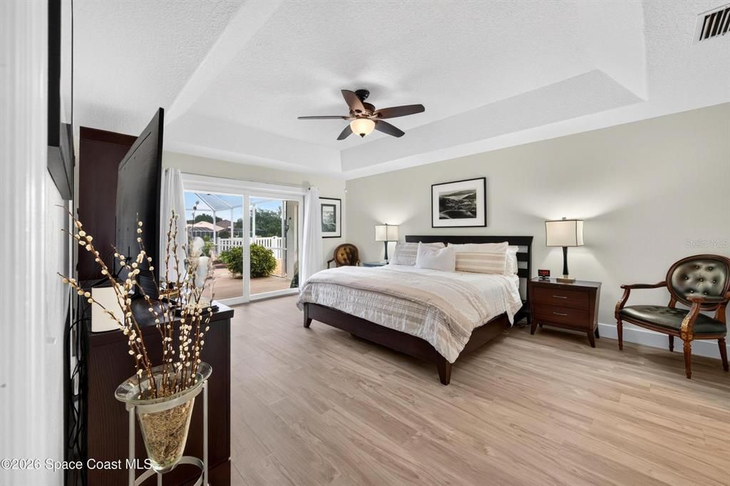 En Venta: $699,999 (5 camas, 4 baños, 2930 Pies cuadrados)