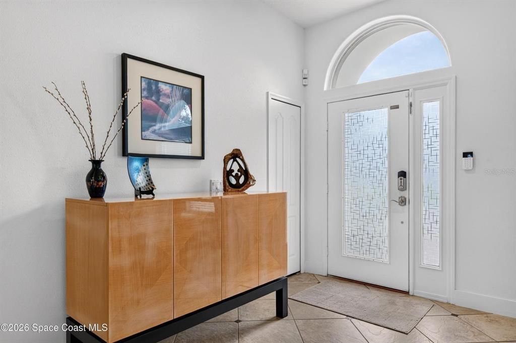 En Venta: $699,999 (5 camas, 4 baños, 2930 Pies cuadrados)