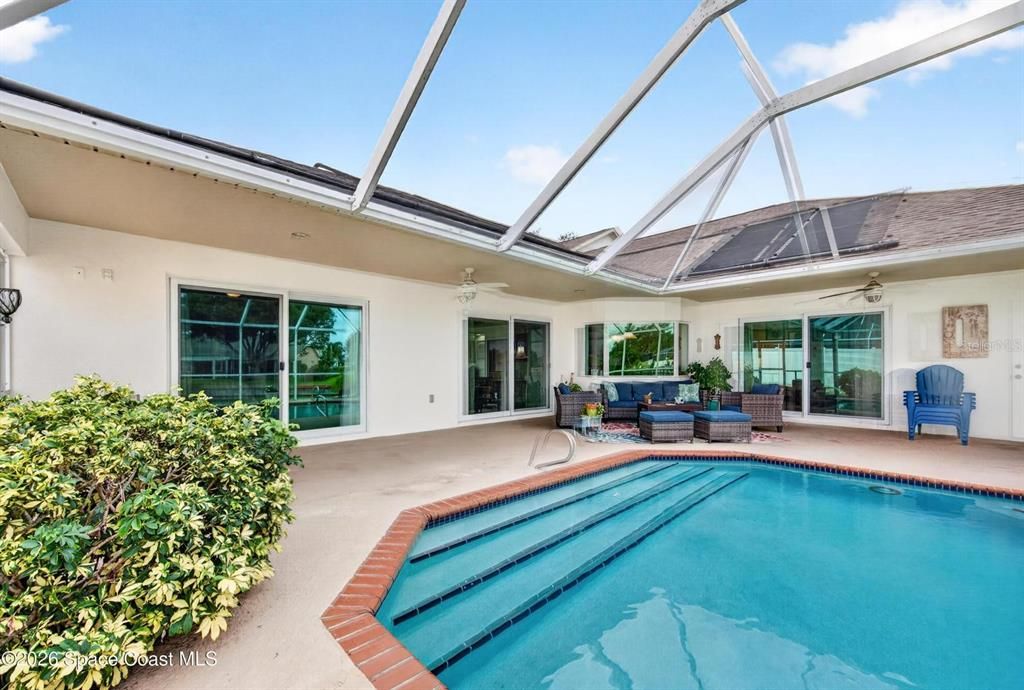 En Venta: $699,999 (5 camas, 4 baños, 2930 Pies cuadrados)