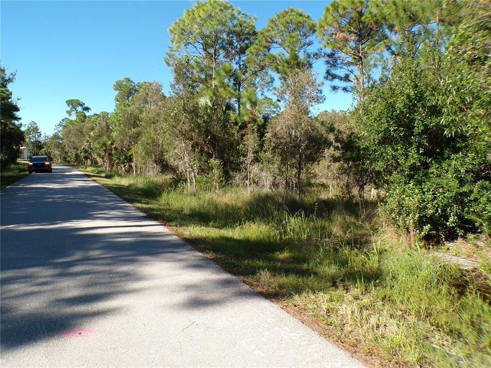 待售: $10,990 (0.17 acres)