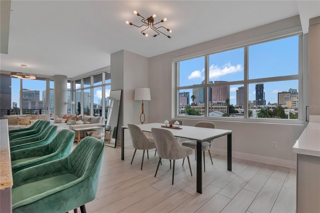 На продажу: $799,000 (2 спален, 2 ванн, 1634 Квадратных фут)