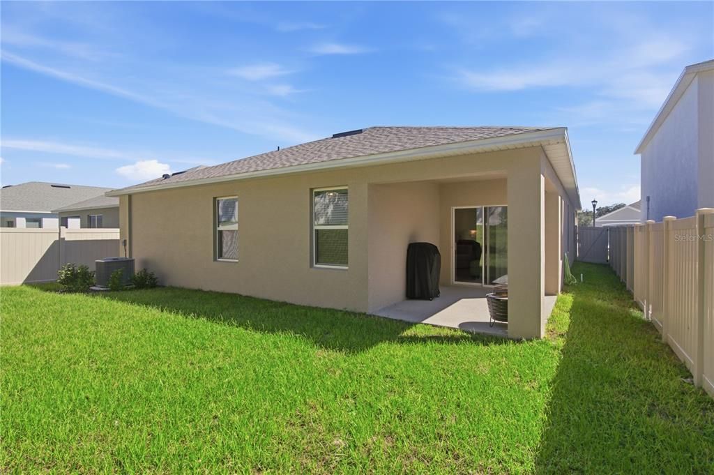 For Sale: $510,000 (5 beds, 3 baths, 2077 Square Feet)