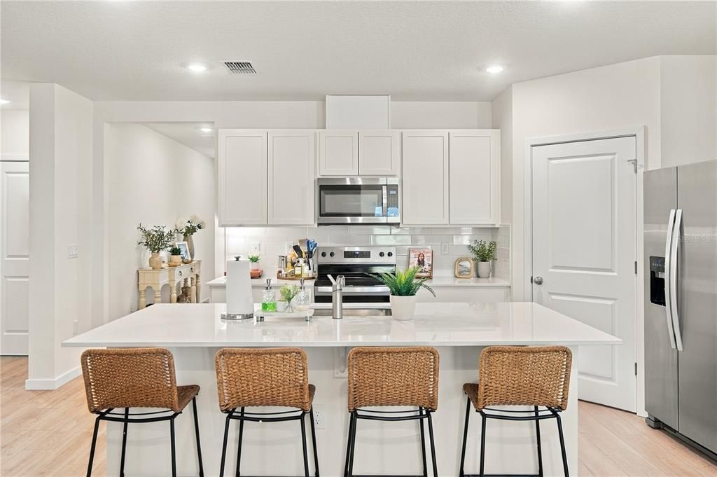 For Sale: $510,000 (5 beds, 3 baths, 2077 Square Feet)