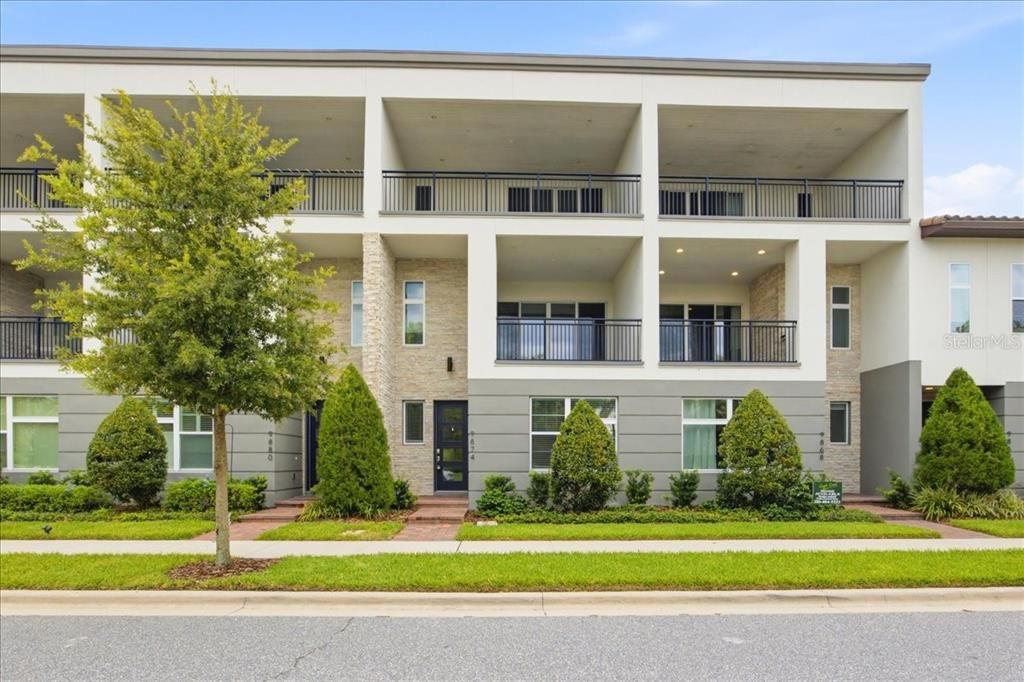 For Rent: $3,600 (4 beds, 3 baths, 2310 Square Feet)