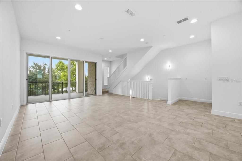 For Rent: $3,600 (4 beds, 3 baths, 2310 Square Feet)