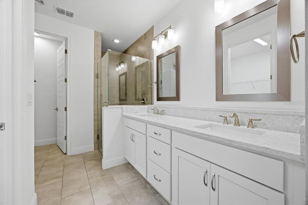 For Rent: $3,600 (4 beds, 3 baths, 2310 Square Feet)