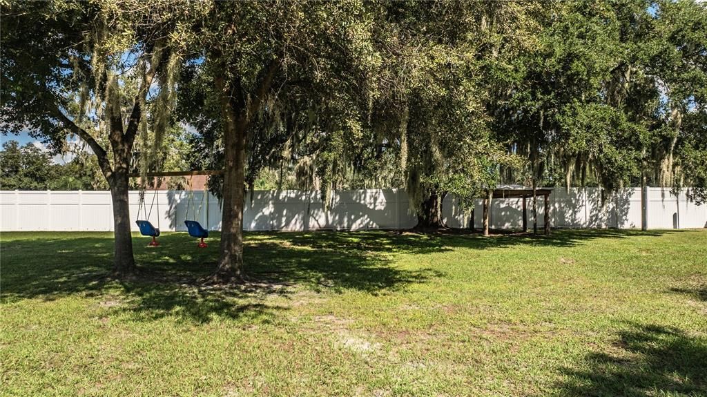 En Venta: $635,000 (4 camas, 2 baños, 2276 Pies cuadrados)