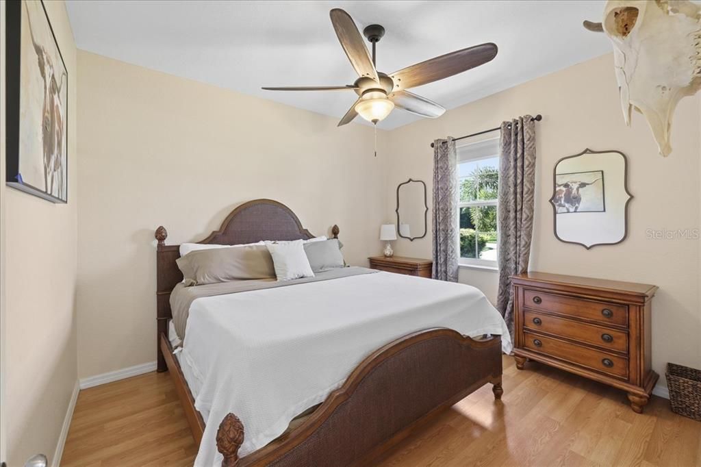 En Venta: $899,999 (4 camas, 3 baños, 2848 Pies cuadrados)