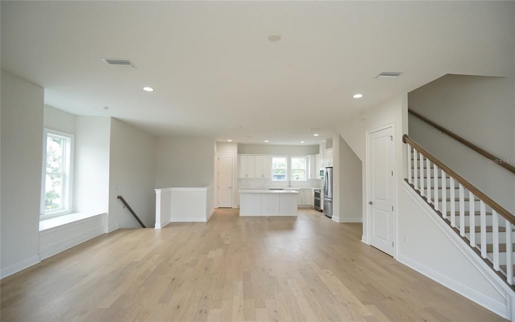 For Rent: $4,400 (4 beds, 3 baths, 2587 Square Feet)