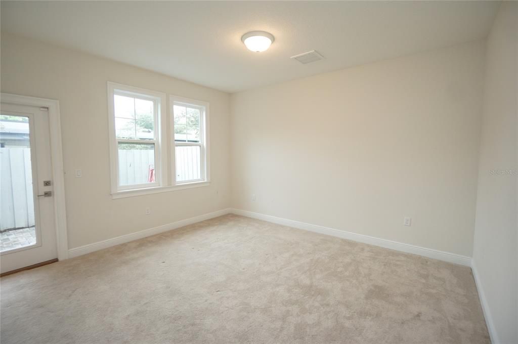 For Rent: $4,400 (4 beds, 3 baths, 2587 Square Feet)