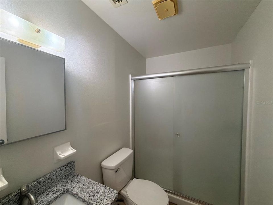 Activo con contrato: $218,000 (3 camas, 2 baños, 1536 Pies cuadrados)
