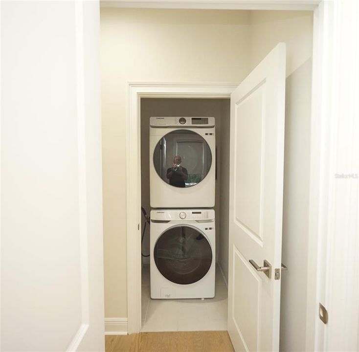 For Rent: $4,300 (4 beds, 3 baths, 2405 Square Feet)