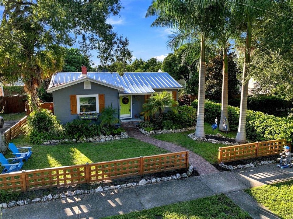 На продажу: $579,000 (3 спален, 2 ванн, 1150 Квадратных фут)