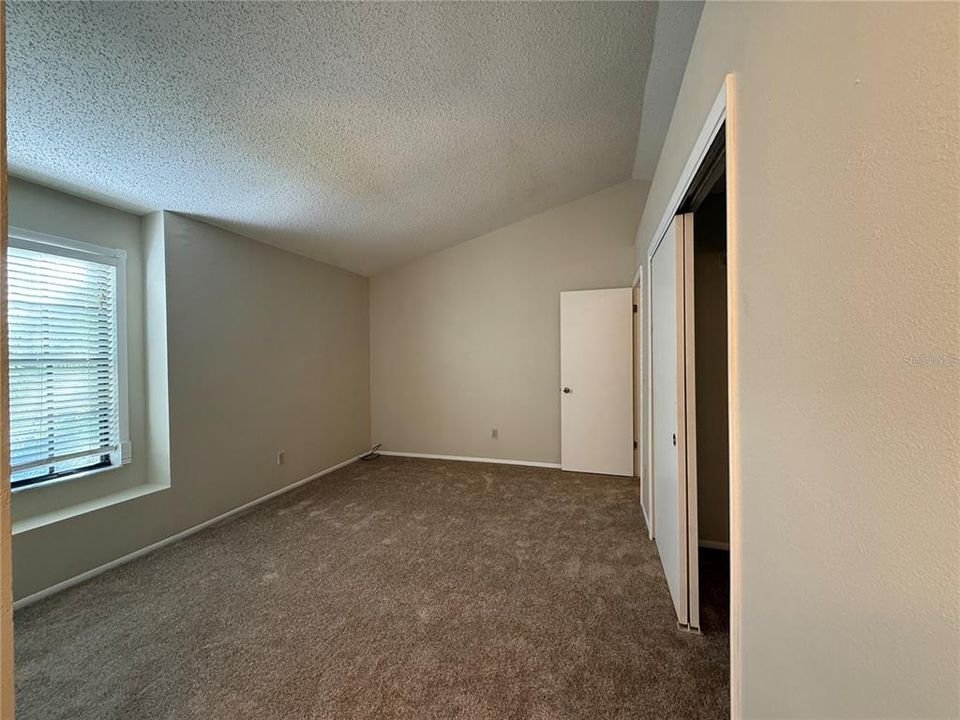 В аренду: $1,795 (3 спален, 2 ванн, 1335 Квадратных фут)