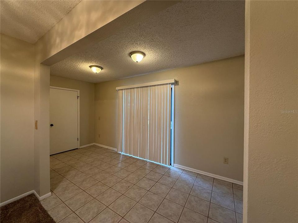 В аренду: $1,795 (3 спален, 2 ванн, 1335 Квадратных фут)