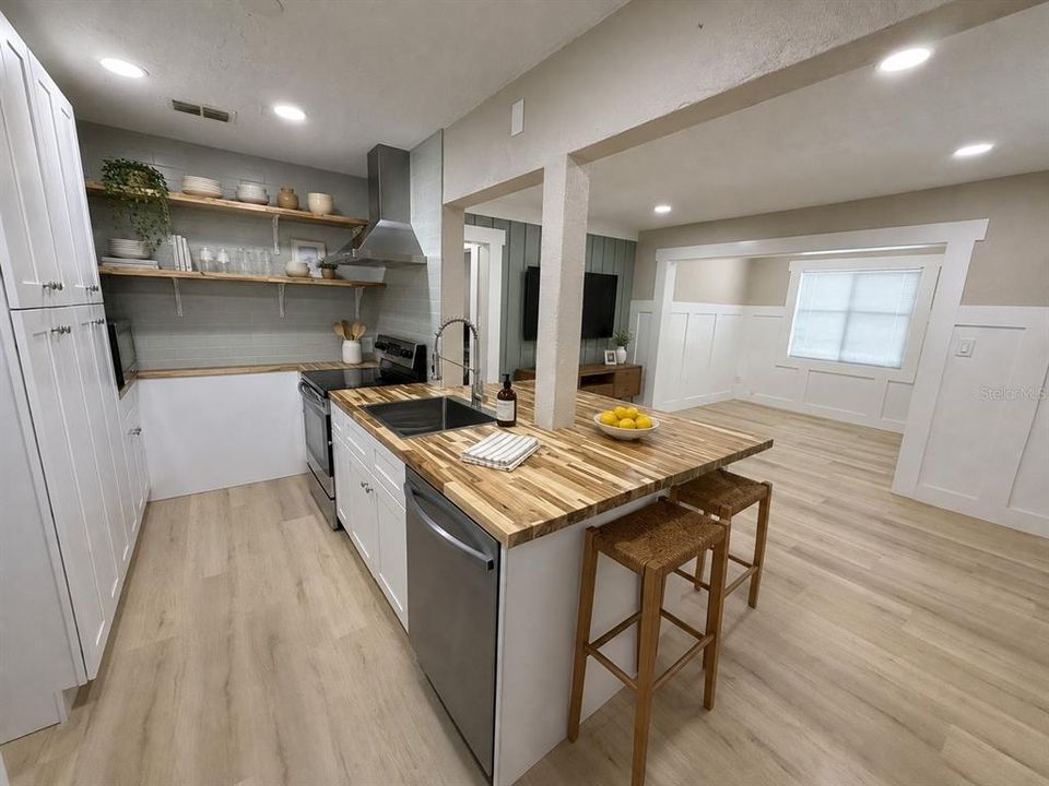 В аренду: $1,900 (2 спален, 2 ванн, 813 Квадратных фут)