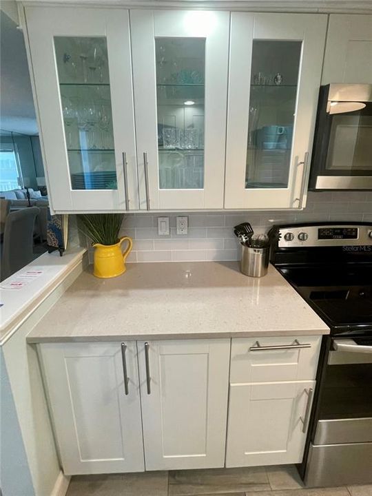 На продажу: $235,000 (2 спален, 2 ванн, 1095 Квадратных фут)