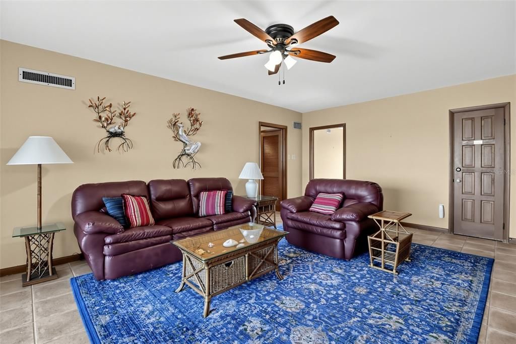For Sale: $4,500,000 (4 beds, 3 baths, 2620 Square Feet)