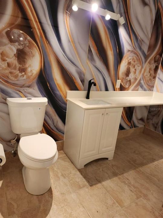В аренду: $1,950 (3 спален, 1 ванн, 840 Квадратных фут)