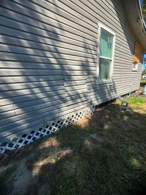 На продажу: $349,900 (3 спален, 1 ванн, 1292 Квадратных фут)