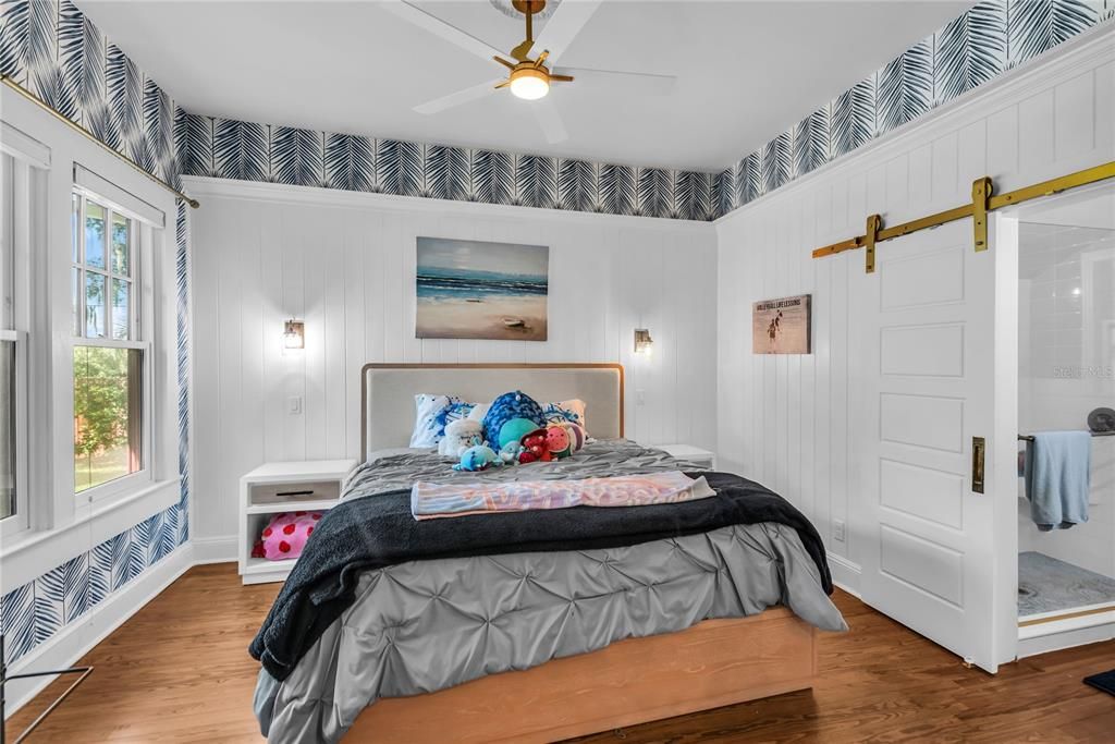 For Sale: $2,199,900 (5 beds, 4 baths, 3350 Square Feet)