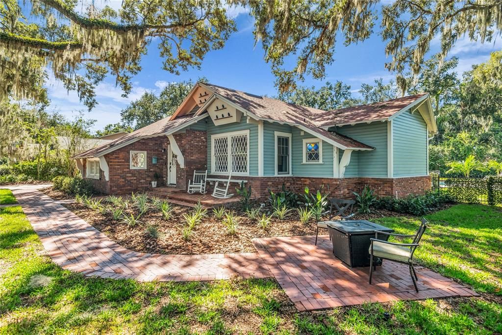 For Sale: $2,199,900 (5 beds, 4 baths, 3350 Square Feet)