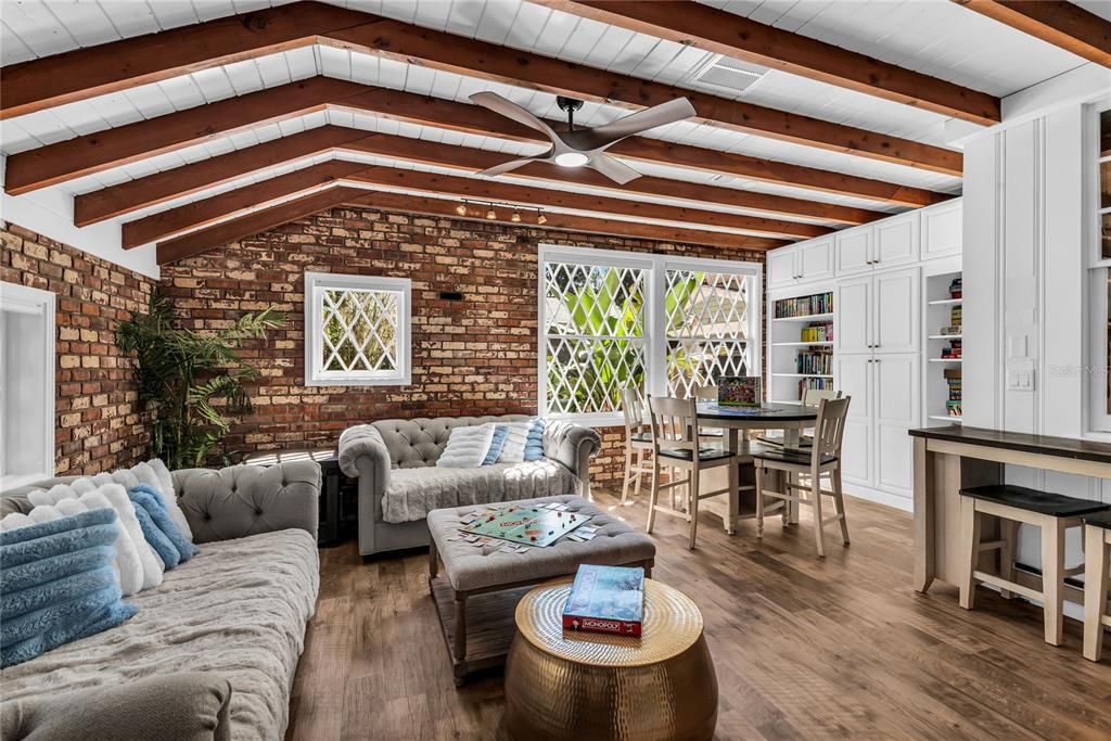 For Sale: $2,199,900 (5 beds, 4 baths, 3350 Square Feet)