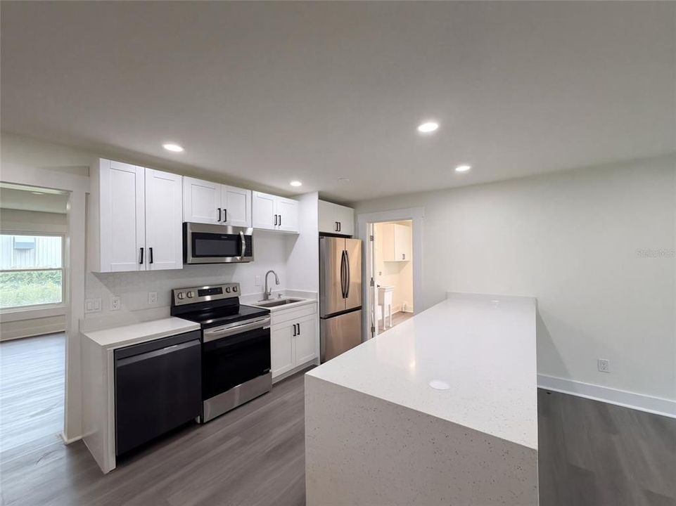 En Venta: $260,000 (3 camas, 2 baños, 1782 Pies cuadrados)