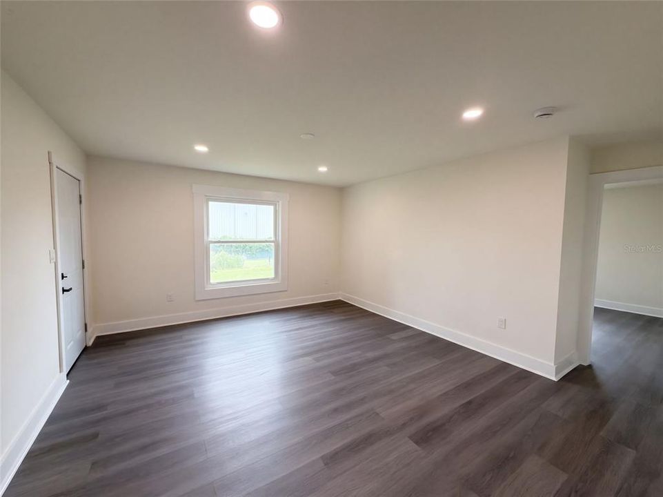 En Venta: $260,000 (3 camas, 2 baños, 1782 Pies cuadrados)