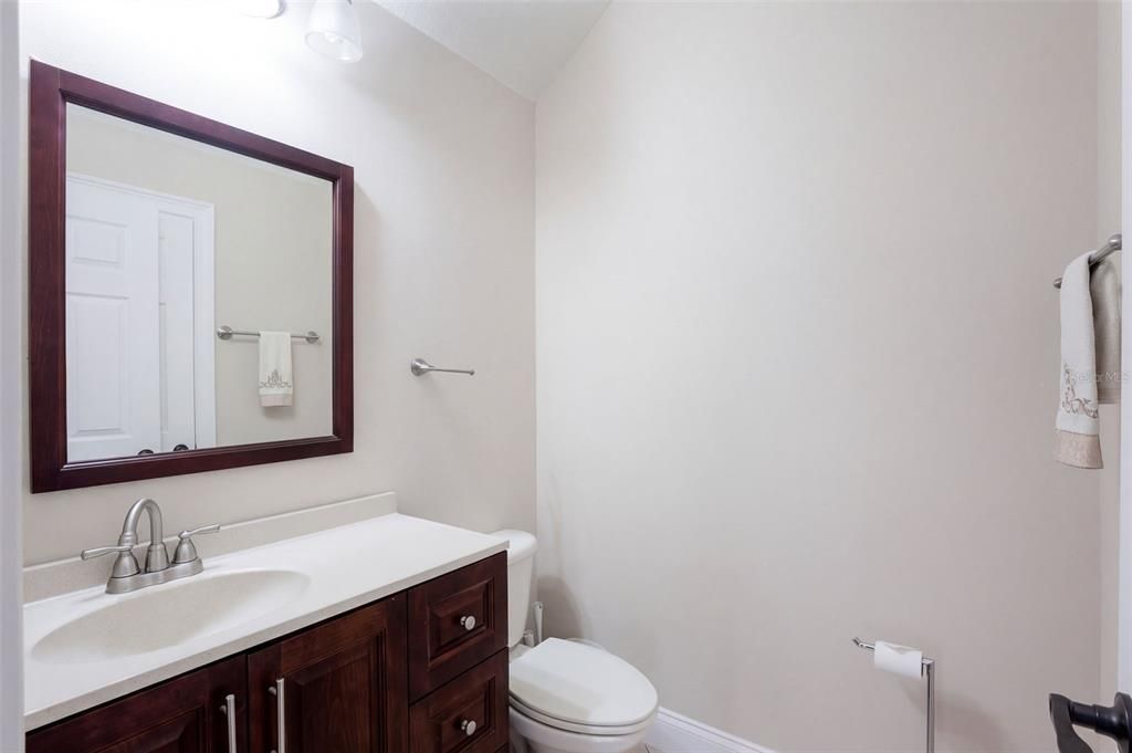 En Venta: $899,500 (5 camas, 3 baños, 3279 Pies cuadrados)