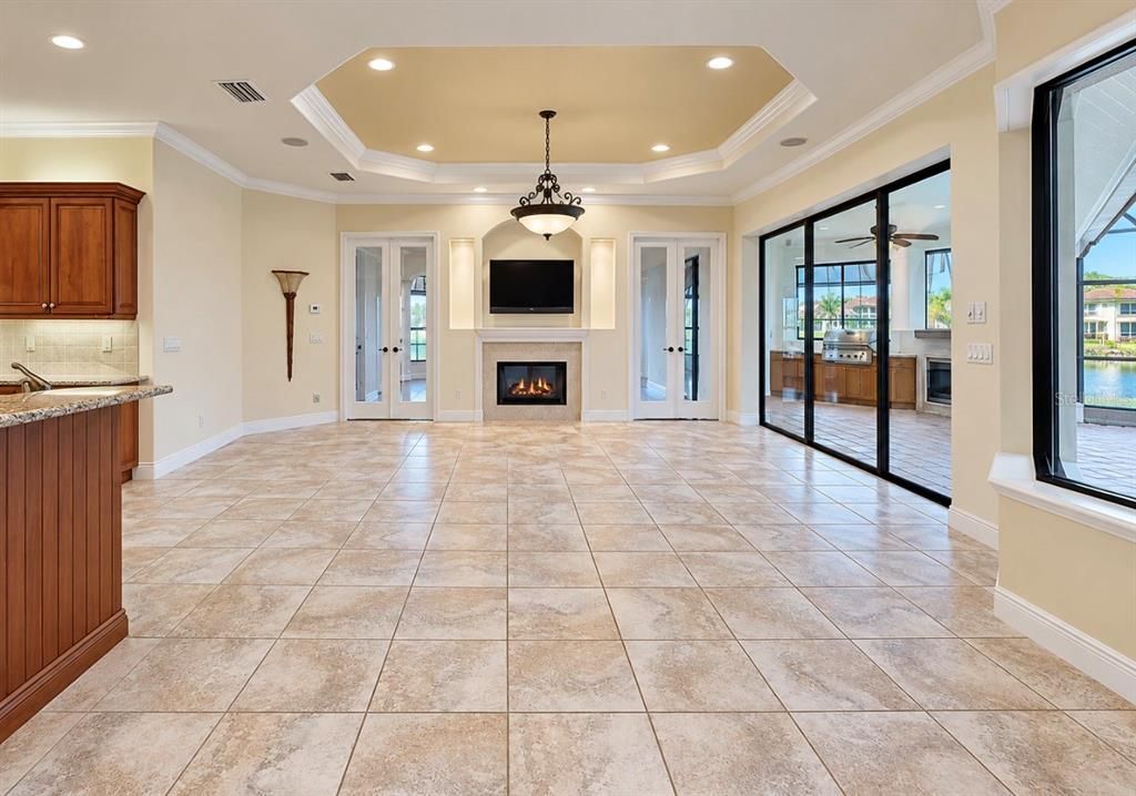 For Sale: $1,690,000 (4 beds, 3 baths, 4307 Square Feet)